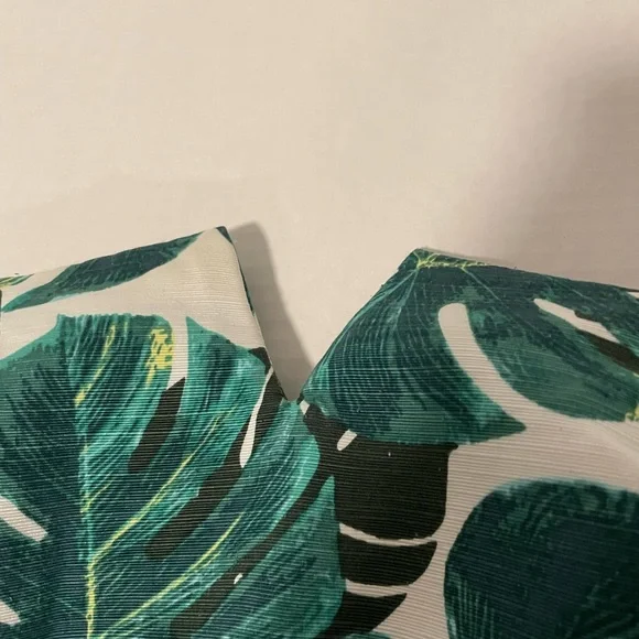 Topshop Palm Bandeau Skort Playsuit; romper size us 4, fits like a size 2 - Picture 3 of 8